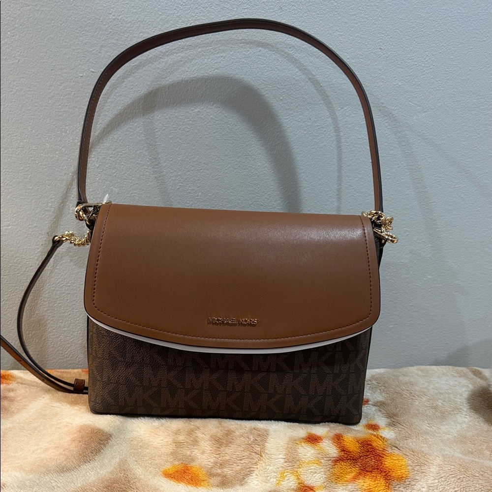 Michael Kors Tan and Brown Shoulder Bag
